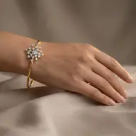 Aurora Strike - Pure Gold Lab Diamond Bangle thumbnail 2
