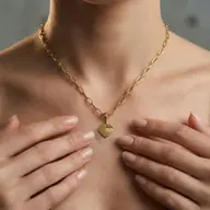 Flip of Love - Lab Diamond Necklace thumbnail 5