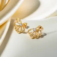 Petal Radiance - Lab Diamond Stud Earrings thumbnail 1