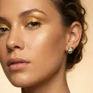 Soft Flow - Pure Gold Lab Diamond Stud Earrings thumbnail 2