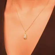 Striking Emerald - Pure Gold Lab Diamond Solitaire Pendant thumbnail 4