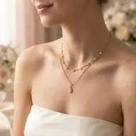 The Soft Petal - Lab Diamond Necklace thumbnail 4
